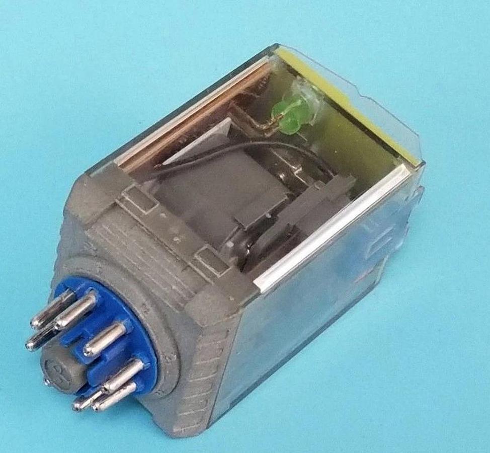 Used RS COMPONENTS 345-870 RELAY 12VDC/120OHM COIL, 10A CONTACTS, 345870