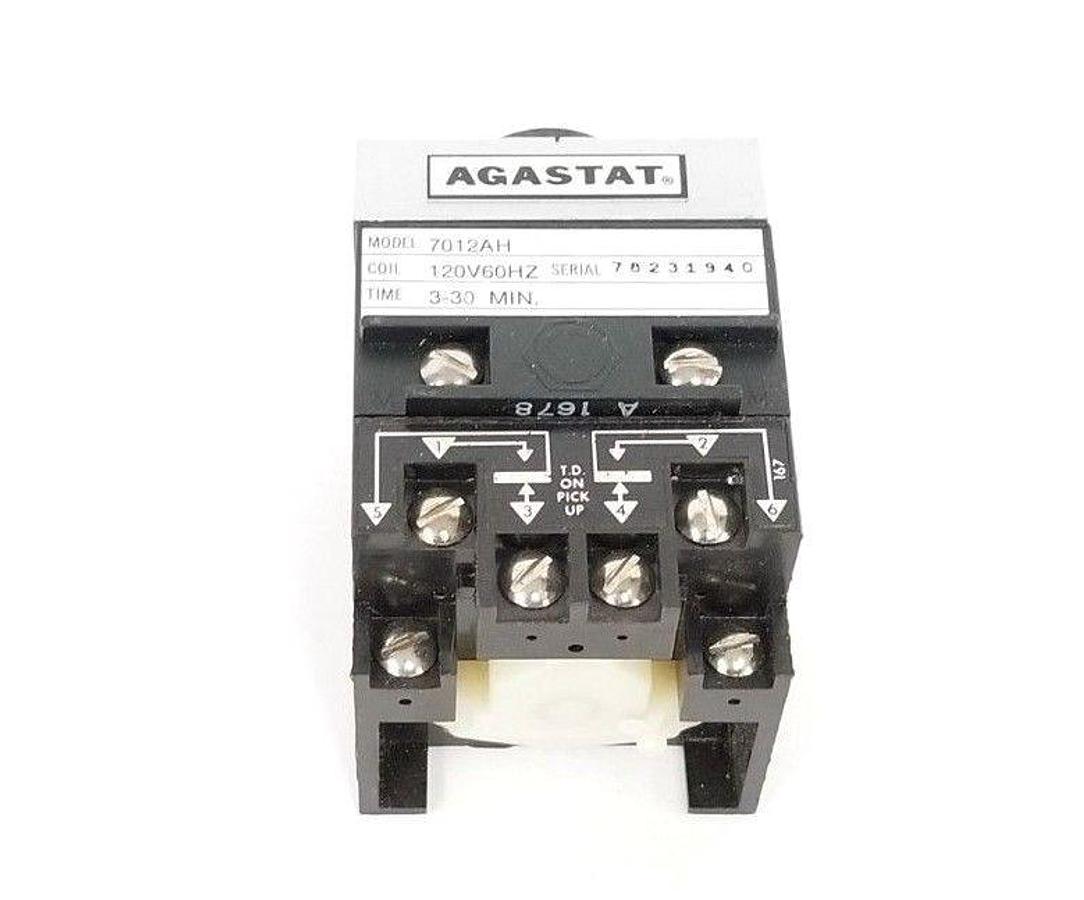 Used NEW AGASTAT 7012AH TIMING RELAY 120V60HZ, 3-30 MIN.