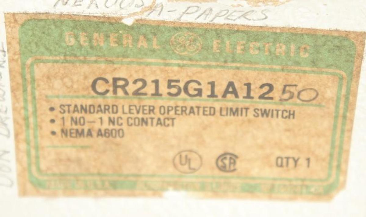 Used NEW GENERAL ELECTRIC CR215G1A12 LIMIT SWITCH, 600 VAC, NEMA A600, TYPE 4,6P,13
