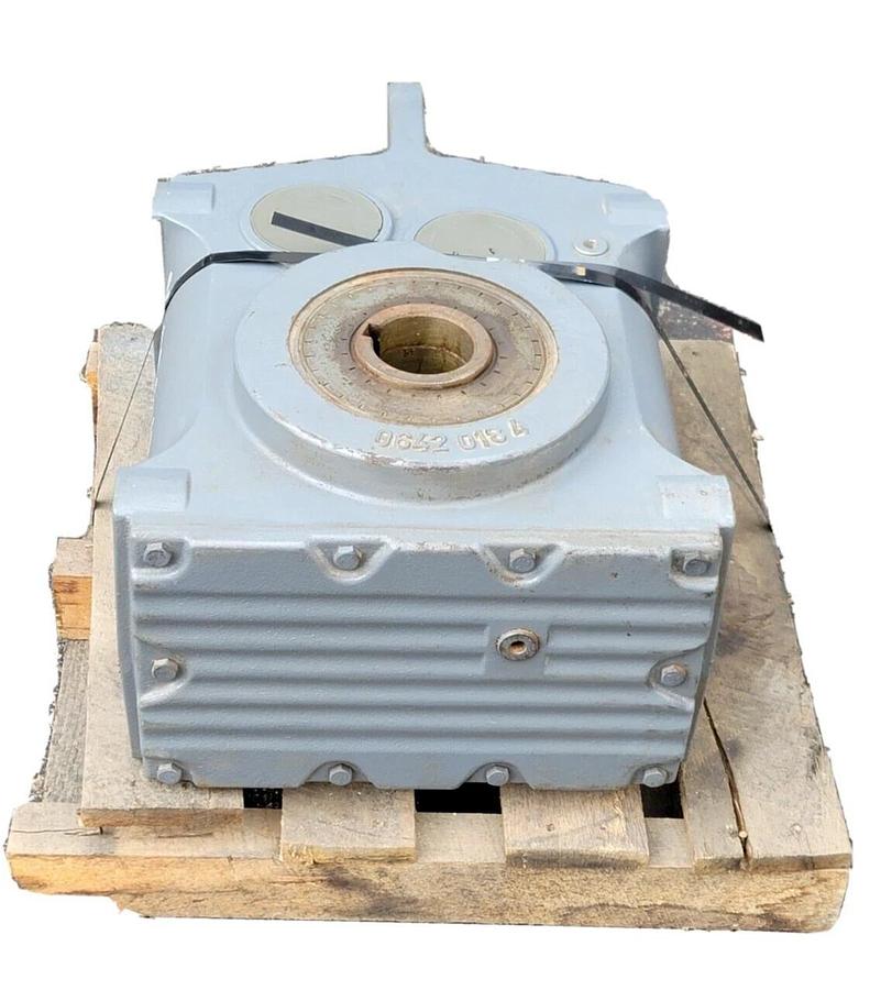Used NEW SEW-EURODRIVE FA97-A / FA97A SPEED REDUCER 52.49:1 RATIO FA97