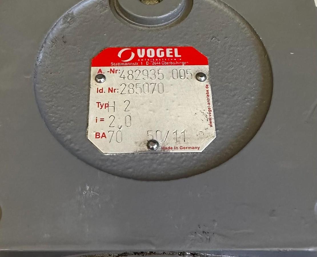 Used NEW VOGEL 482935-005 / 482935005 WORM GEAR REDUCER 285070