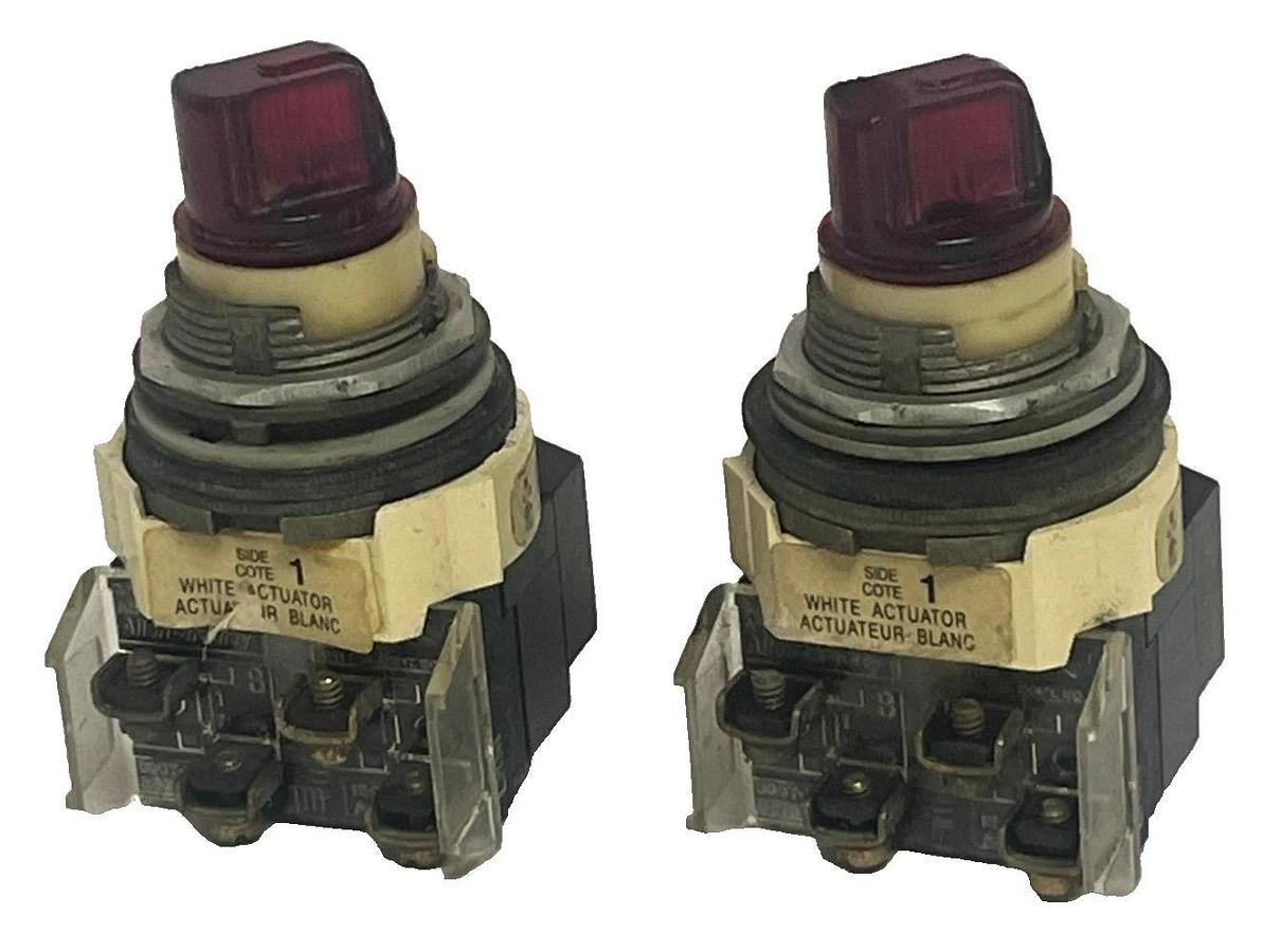 Used LOT OF 2 ALLEN-BRADLEY 800T-16HR2KB6 Ser. T Selector Switch 2-Pos Maintained
