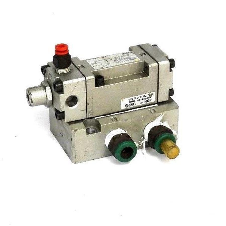 Used SMC NV8A4114-00N VALVE NV8A411400N, PRESS. 150 PSI MAX. PILOT: 20-150 PSI