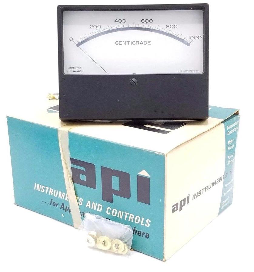 NIB API INSTRUMENTS CO. MOD. NO. 110758, PART NO. 65 8314 0100, 0-1000 CENTIGRAD
