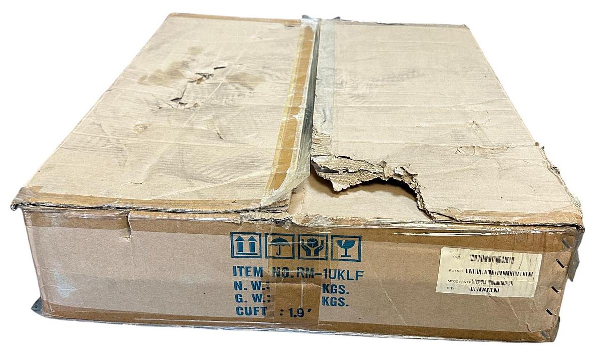 Used MACASE INDUSTRIAL GROUP RM-KI-P1UKVM / RM-KI-P1UKMV RACK MOUNT MONITOR 15'' NSMP