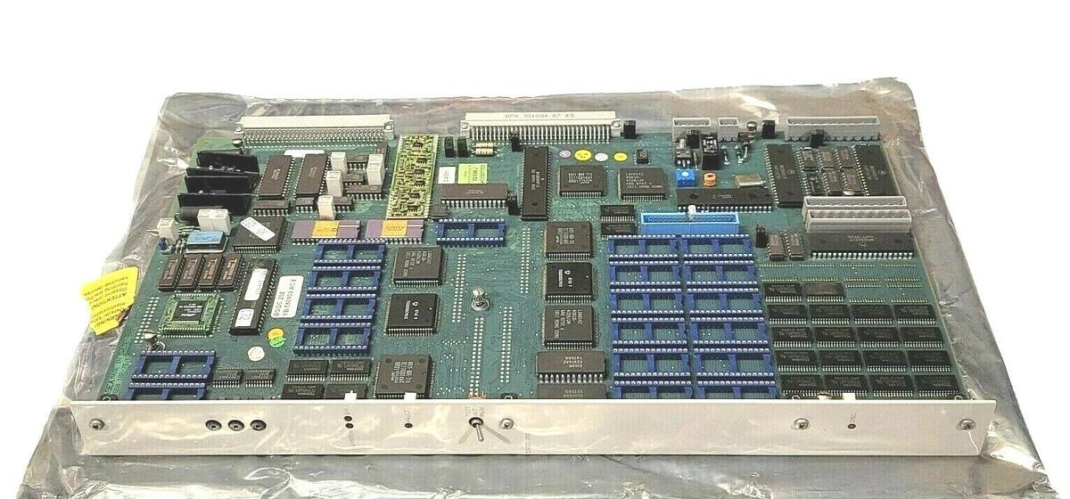 Used ABB YB560103-AC/8 ROBOT COMPUTER BOARD DSQC 202, DSQC202