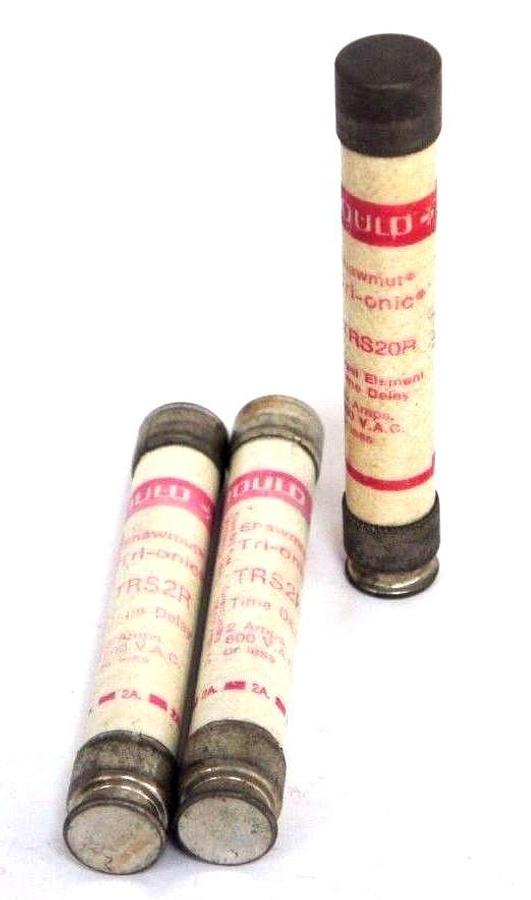 Used LOT OF 3 GOULD SHAWMUT TRI-ONIC TRS20R, TRS2R TIME DELAY FUSES
