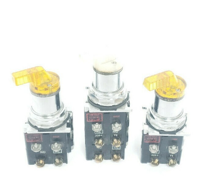 Used LOT OF 3 CUTLER-HAMMER 2-POS. SELECTOR SWITCHES W/ 120V 50/60HZ COILS, 5.3V LAMP