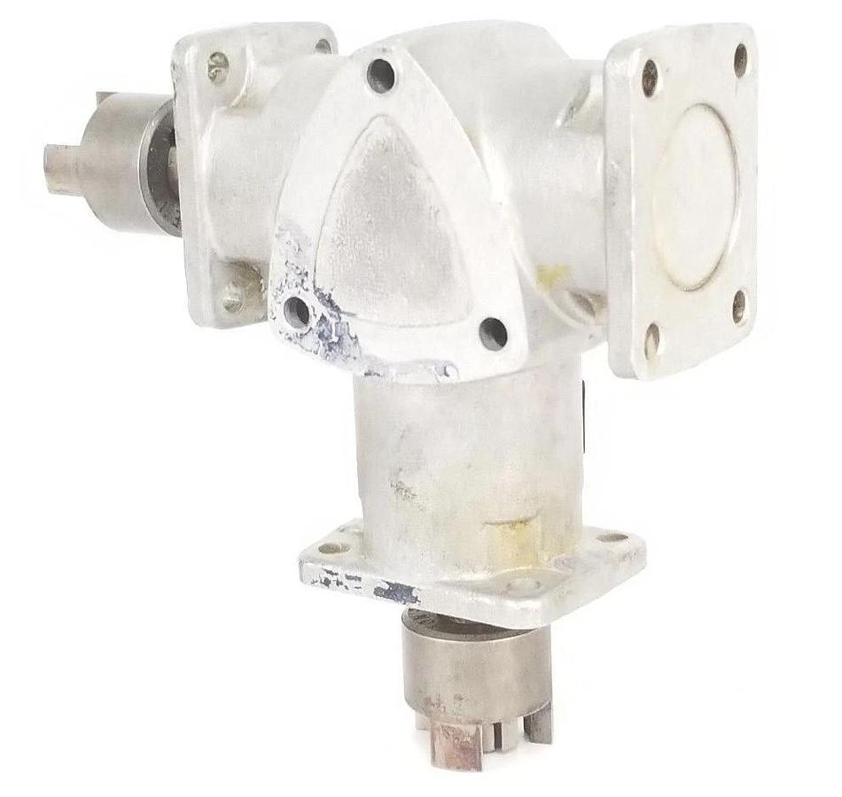 Used BOSTON GEAR R1021A GEAR REDUCER