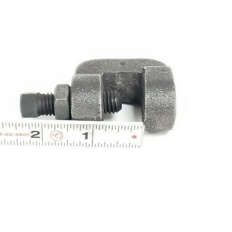Used LOT OF 8 GENERIC 136DK 3/4" CLAMPS