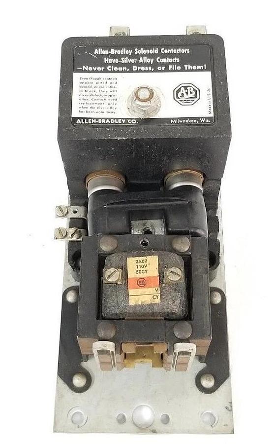 Used ALLEN BRADLEY SOLENOID CONTACTOR 2A02 110V, 60CY