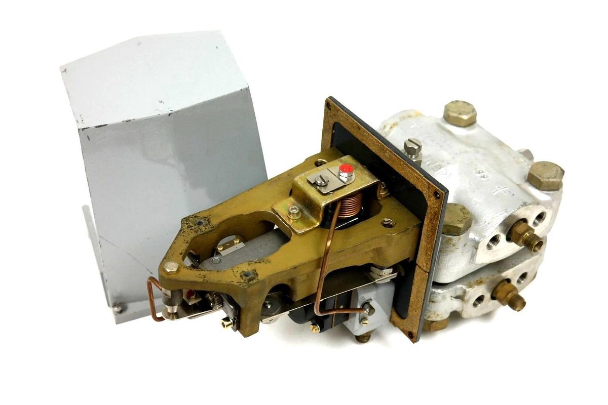 Used KENT-TAYLOR ABB N-AA 0111021702 DELTAPI N TRANSMITTER NAA 79/90533/188 2"