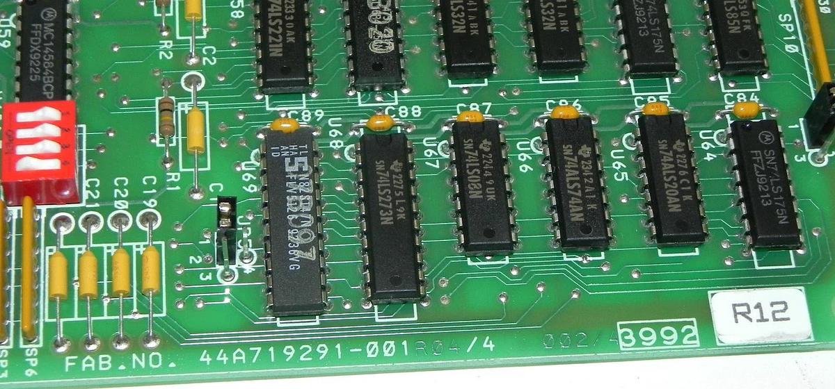 Used GE FANUC IC600BF827K HIGH SPEED COUNTER MODULE