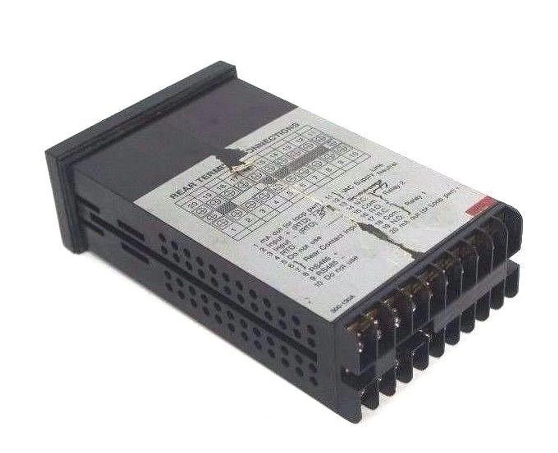 Used POWERS PROCESS CONTROLS 325-C000 DIGITAL TEMP. CONTROLLER 300 SERIES F/W 9.0