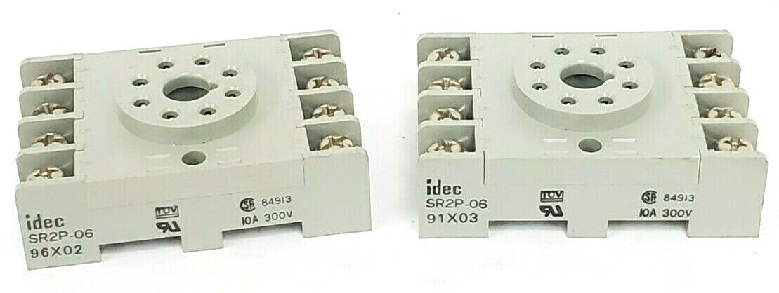 Used LOT OF 2 IDEC SR2P-06 RELAY SOCKETS 10A, 300V, SR2P06