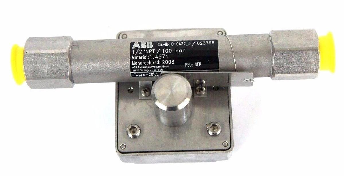 Used NEW ABB D10A32-5 FLOWMETER 1/2" NPT ORDER NO. 240144761/X052 D10A325