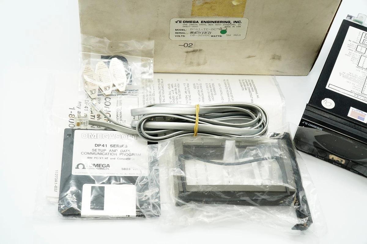 NIB OMEGA DP41-TC-DC-S2 HIGH PERFORMANCE TEMPERATURE INDICATIOR DP41TCDCS2