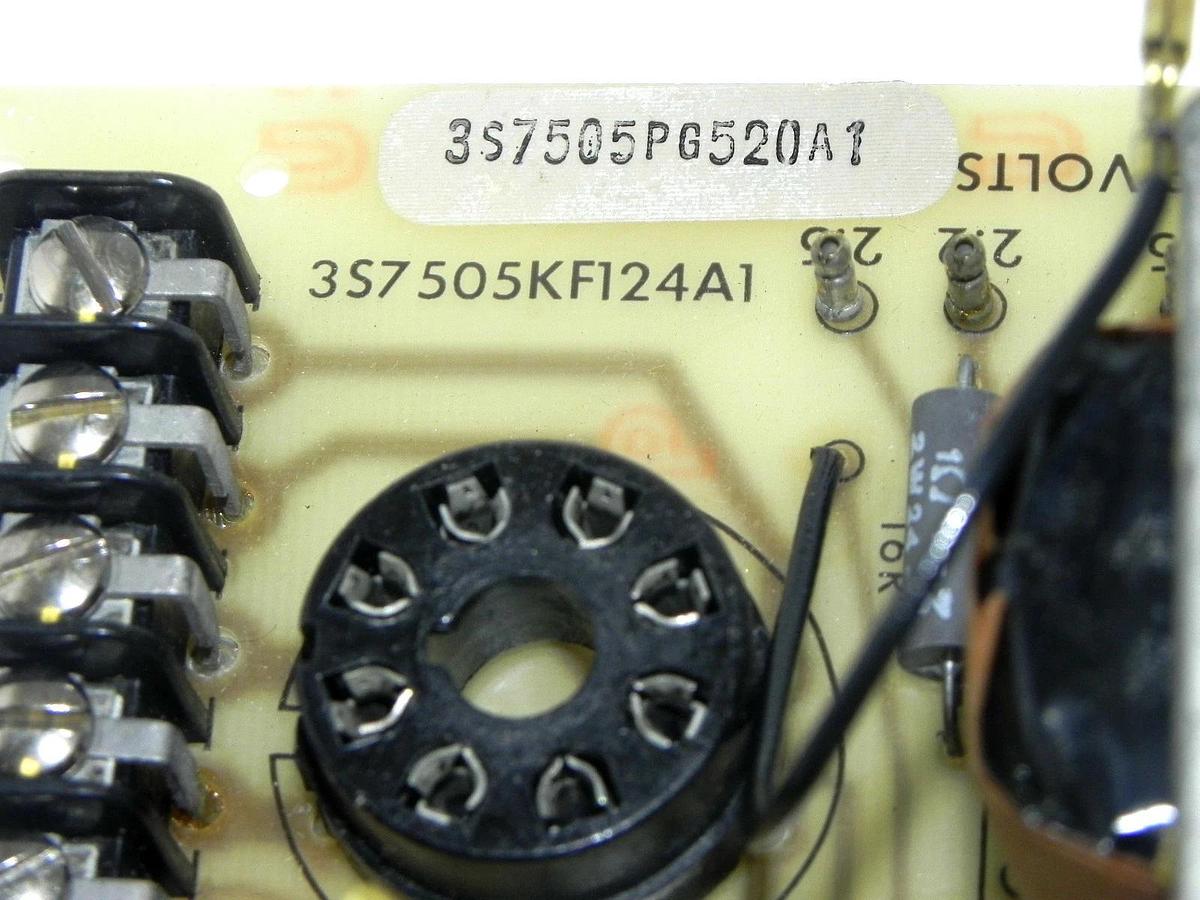 Used GENERAL ELECTRIC 3S7505KF124A1 PHOTOELECTRIC CONTROL BOARD