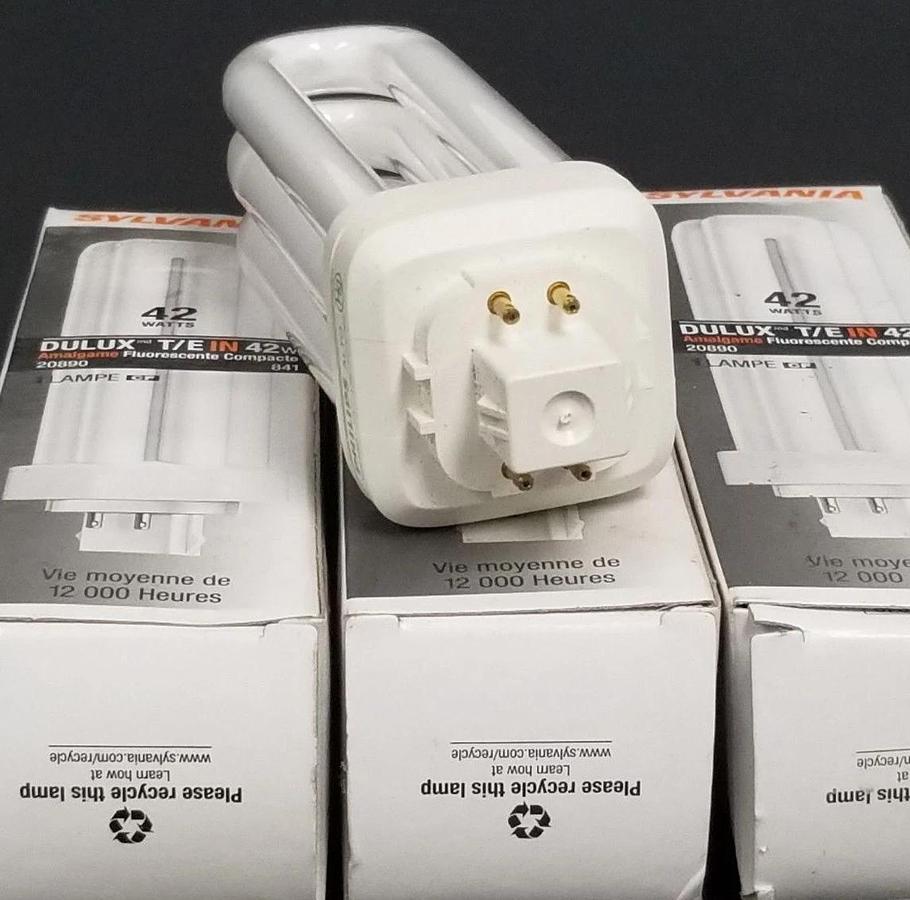 Used LOT OF 3 NIB SYLVANIA 20890 DULUX T/E IN 42W COMPACT FLUORESCENT BULBS