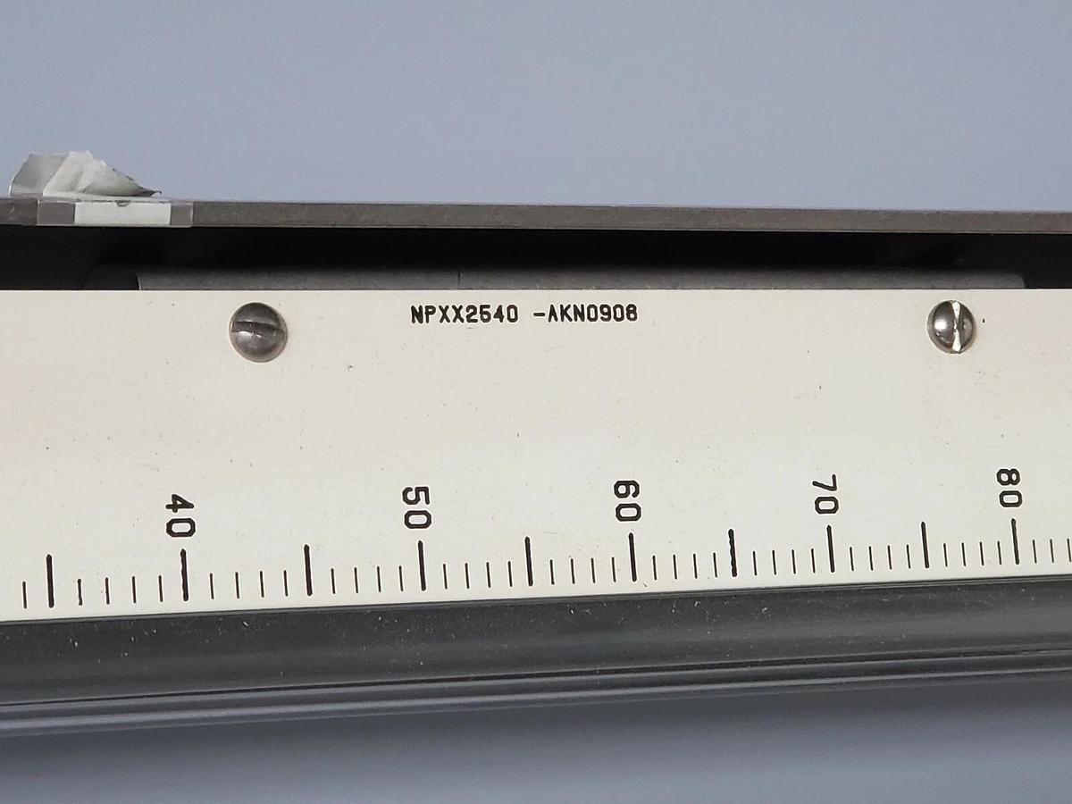 NEW WALLACE & TIERNAN 5210G02406XXI FLOW METER 0-100% 350PSI 180 DEG. F. MAX