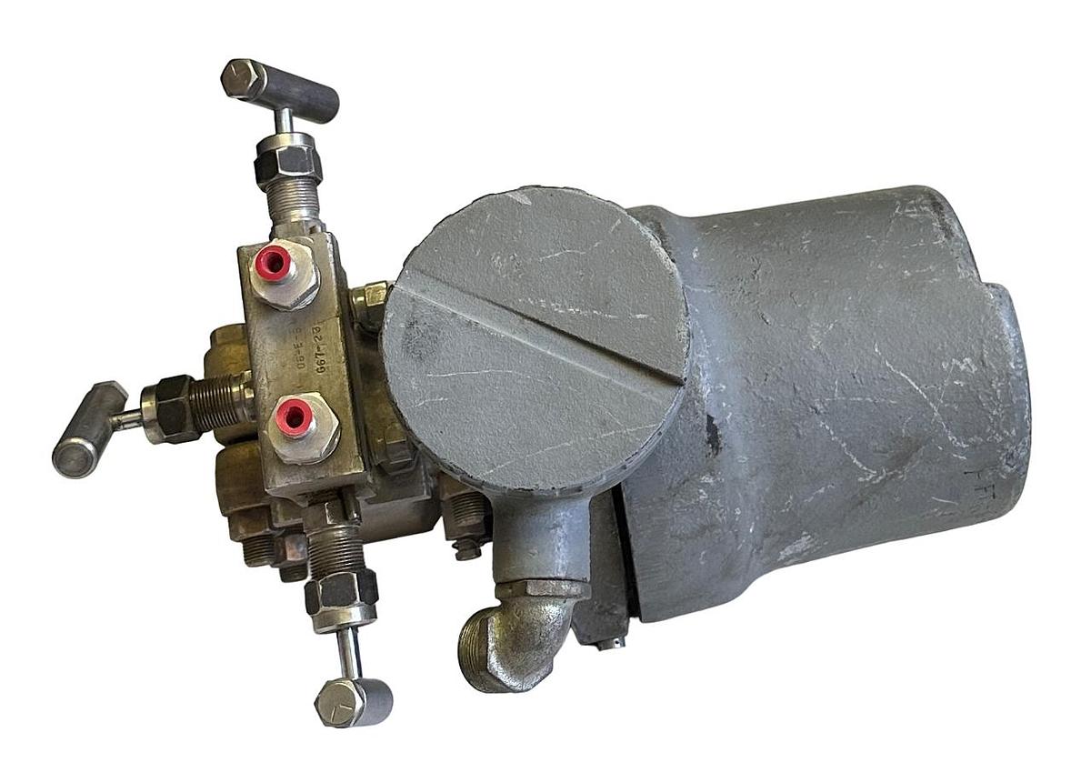 Used FOXBORO E13DM ELECTRONIC PRESSURE TRANSMITTER 65-100VDC 2000PSI 316SS CS BODY