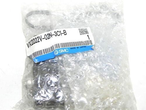 Used NEW SMC VX2222V-02N-3C1-B VALVE VX2222V02N3C1B