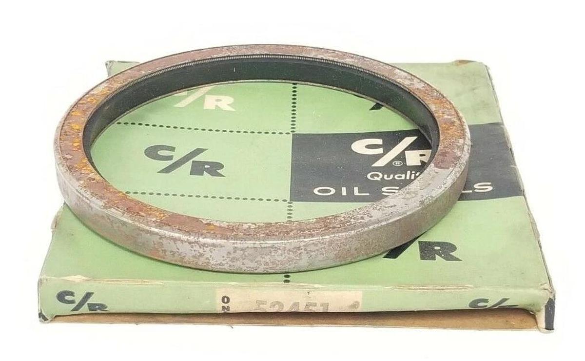 NIB CHICAGO RAWHIDE 52451 OIL SEAL