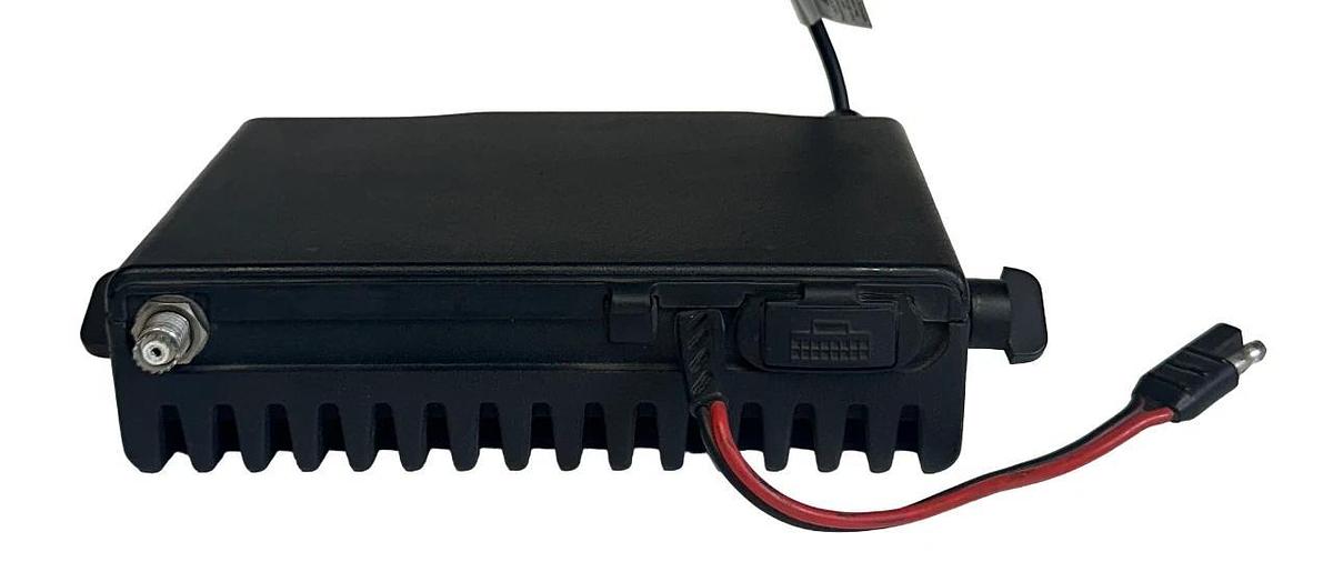 Used MOTOROLA M33DGC90E2AA TYPE DGCHA SERIES 1225 RADIO Radius M1225 PMMN4090A USNP
