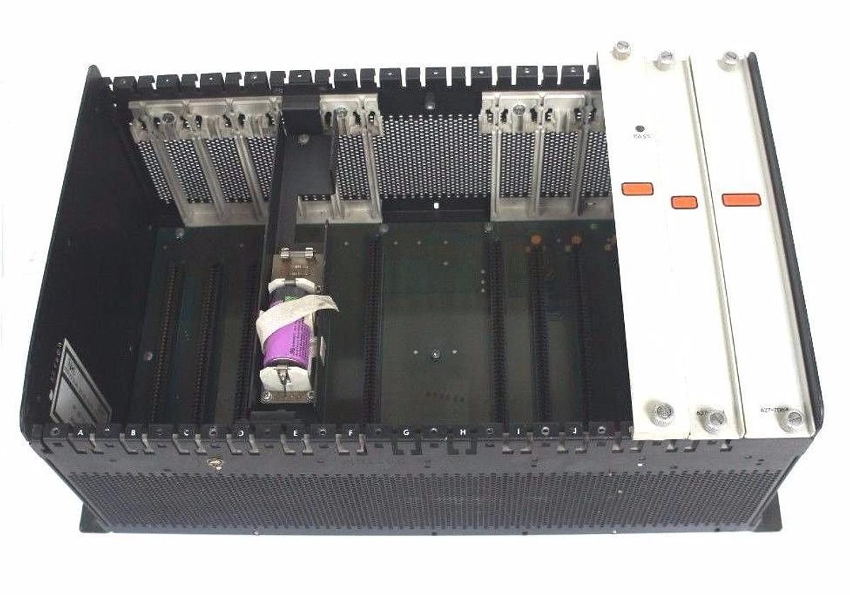 Used HONEYWELL 627-7090 IPC RACK 627-70 WITH COVER PLATES 6277090