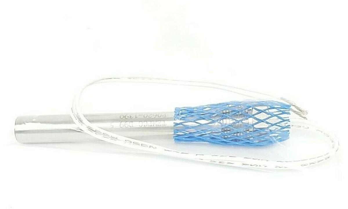Used NEW BRUNSWICK SCIENTIFIC CO. P0620-1390 CARTRIDGE HEATER TEMPCO D99 5, 1200W