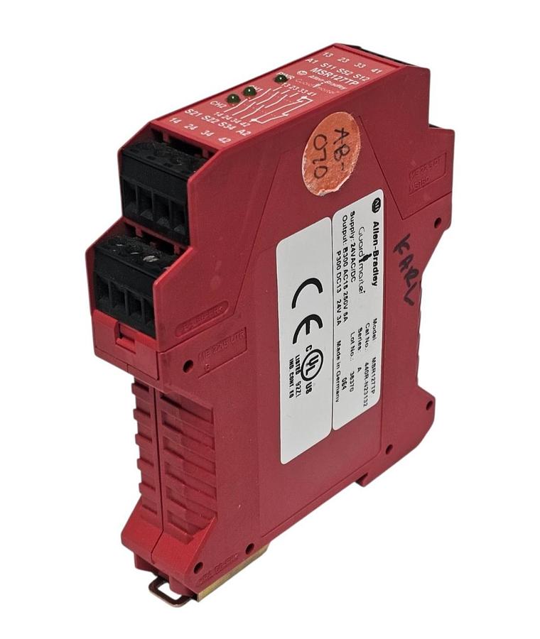 Used ALLEN BRADLEY 440R-N23132 GUARD MASTER SAFTEY RELAY MODEL MSR127TP SER. A