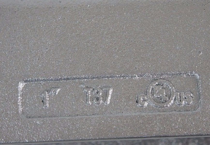 Used BOX OF 5 NEW STEEL ELECTRIC T37F7 1" THREADED CONDUIT BODIES FORM 7, TYPE T, T37