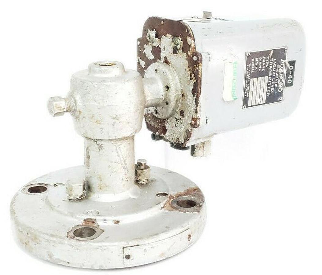 Used FOXBORO 13FEA PNEUMATIC LIQUID LEVEL TRANSMITTER 0-30IN. H2O, 150PSI MWP, 316SS