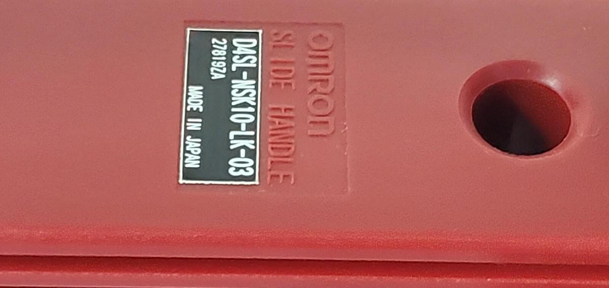 NIB OMRON D4SL-NSK10-LK-03 GUARD LOCK SAFETY-DOOR SWITCH D4SLNSK10LK03
