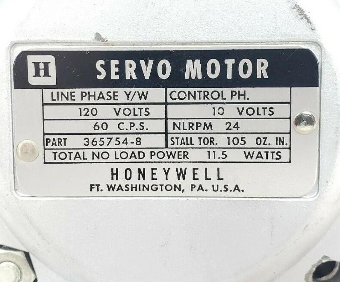 Used HONEYWELL 30365754-508 SERVO MOTOR ASSEMBLY 8207 P/N 365754-8 120/10V 11.5W