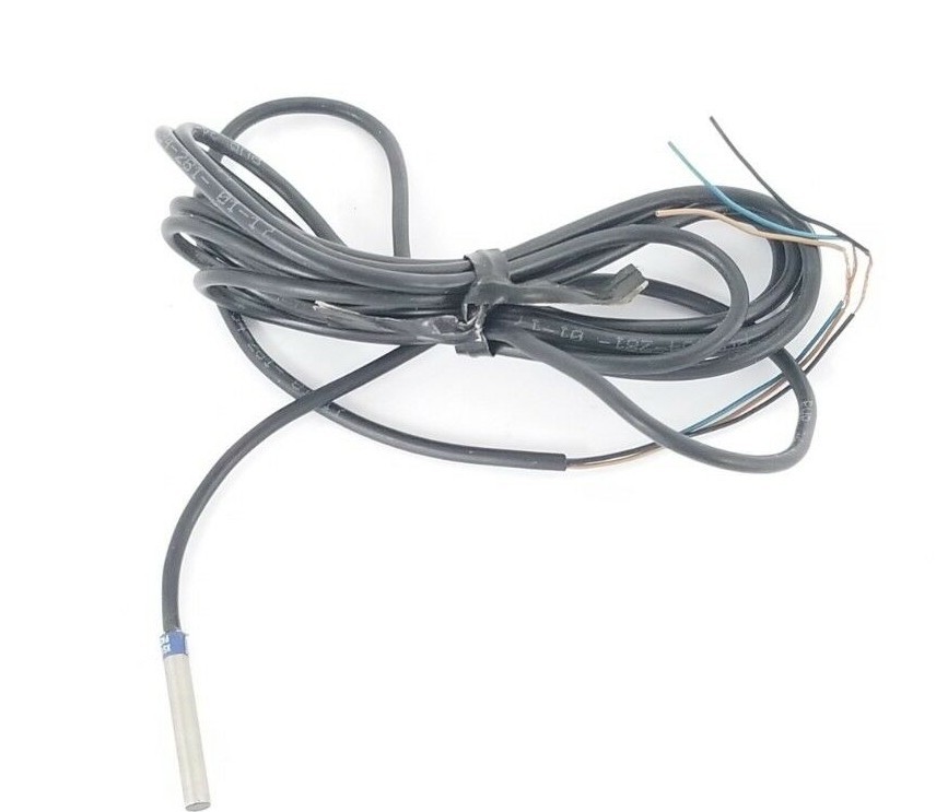 Used NEW TELEMECANIQUE XS1L04 PA311 INDUCTIVE PROXIMITY SENSOR XS1L04PA311