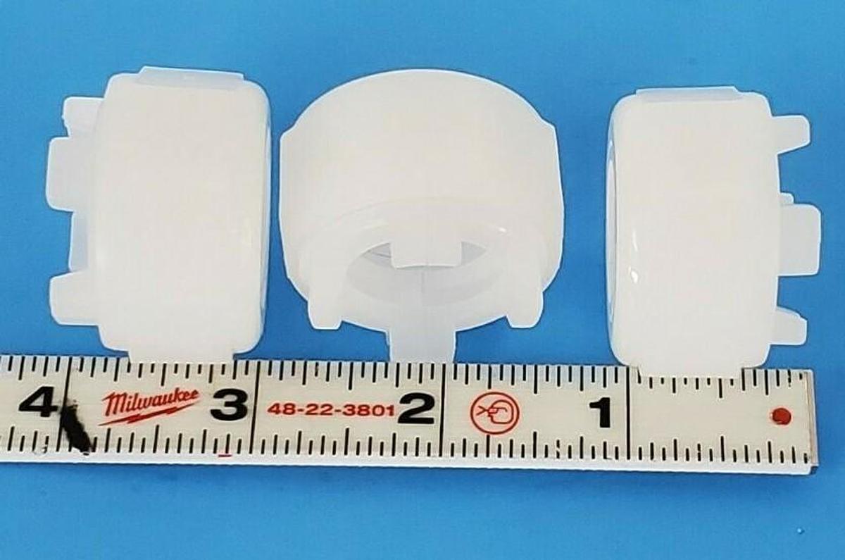 Used LOT 3 NEW GE HEALTHCARE AMERSHAM BIOTECH 56-3139-93 CLAMPS, CLAMP CLO 75 TU