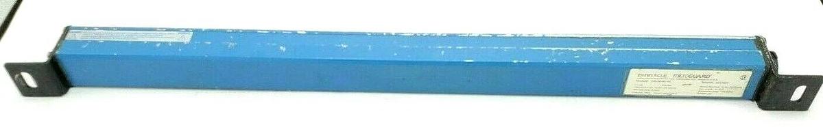 Used PINNACLE MICROGUARD DR-20-0F-20 SAFETY LIGHT CURTAIN EMITTER DR200F20