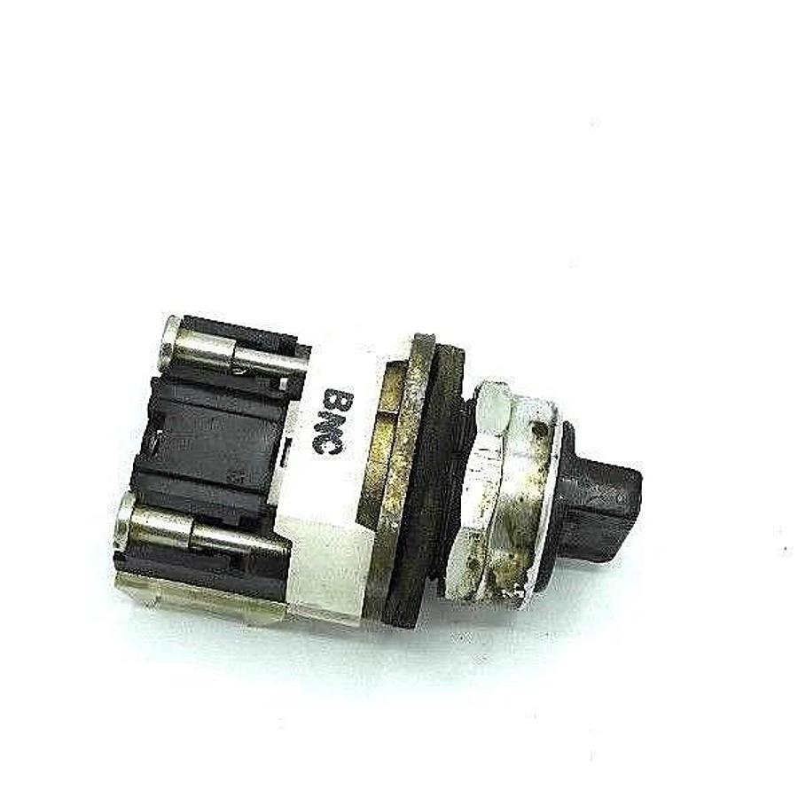 Used ALLEN BRADLEY 800T-J4 SELECTOR SWITCH SER. T W/ 800T-XA SER. D CONTACT