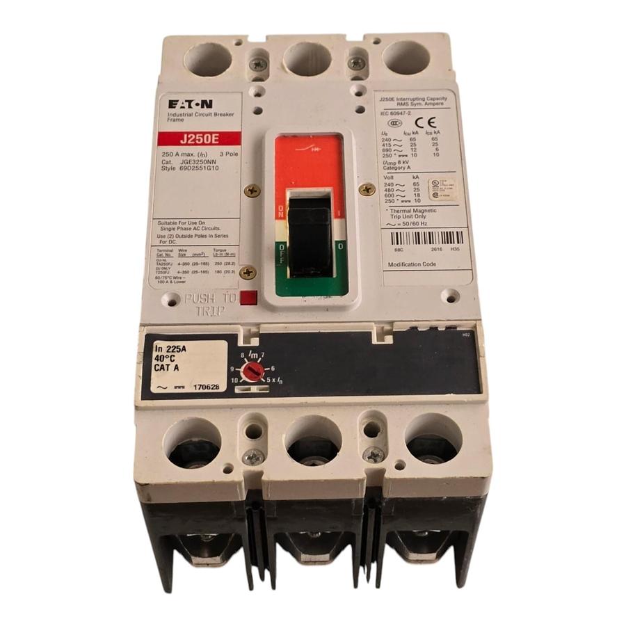 Used Eaton JGE3250NN | J250E Circuit Breaker 250A 3P 600V 69D2551G10 w/225A Trip NSNP
