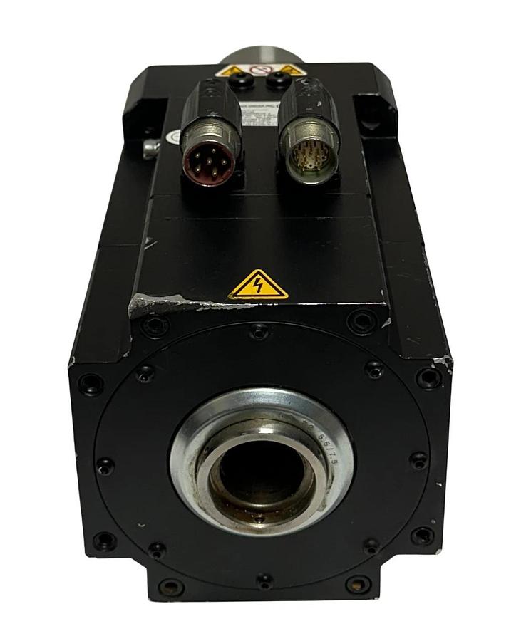 Used STOBER DRIVES EZM702USFJC4P133 / 1722746/000/000/010/2 AC SERVO MOTOR 133V USNP