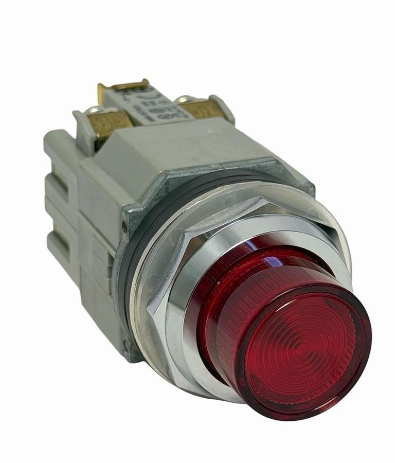 Used NEW IDEC ALD29911DN-R-120V PUSHBUTTON RED BST001