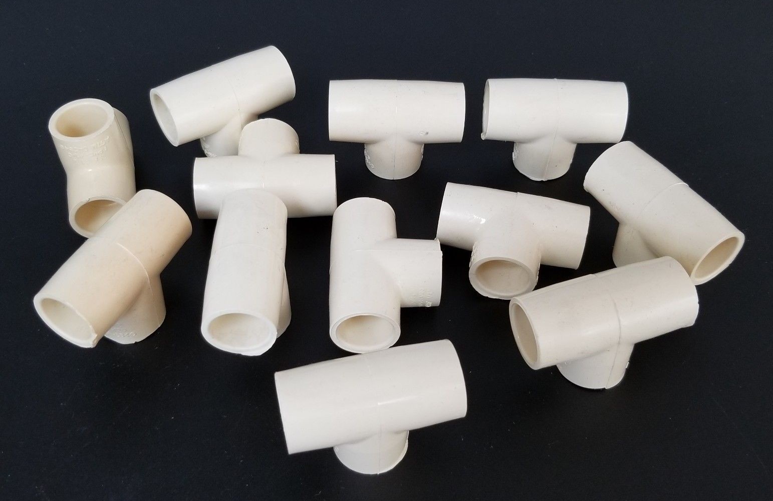 Used LOT OF 12 NEW CPF CHARLOTTE ASTM D-2846 T-FITTINGS CPVC-4120, CPF 1/2"