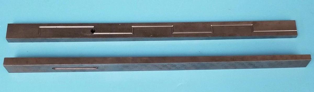 Used LOT OF 2 OKUMA 505-0211-04-01 LOWER C/ SLIDES, LU-15, GIB, 50502110401