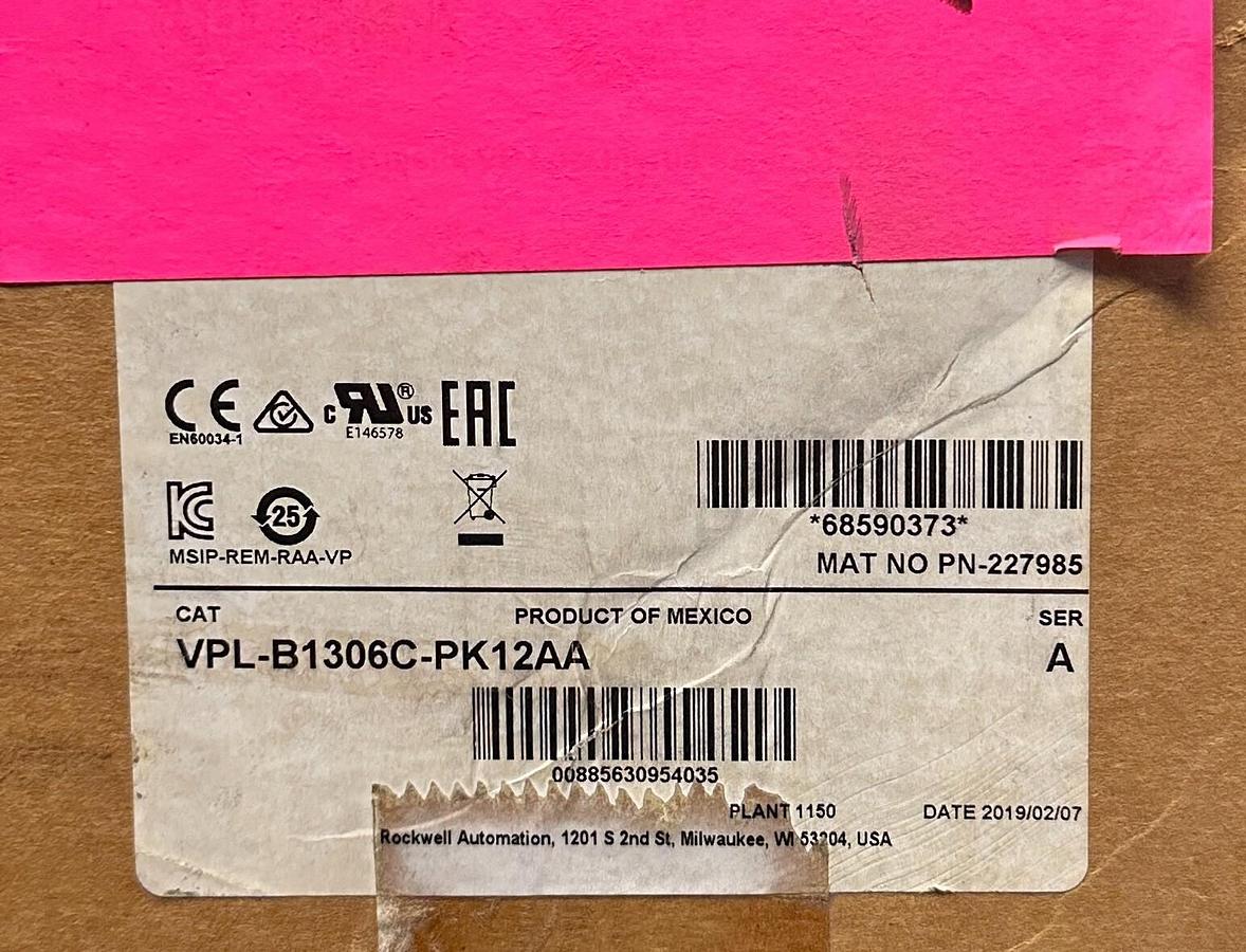 Used ALLEN BRADLEY VPL-B1306C-PK12AA /A Kinetix VPL LOW INERTIA SERVO MOTOR 480V NSMP