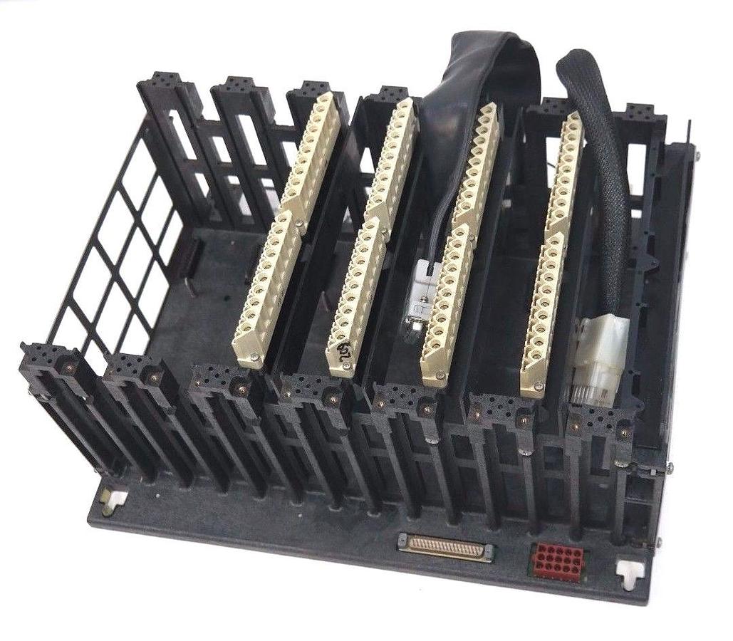 Used MODICON AS-H819-100 7-SLOT RACK 19" LENGTH ASH819100 WITH W801-002/W808-002