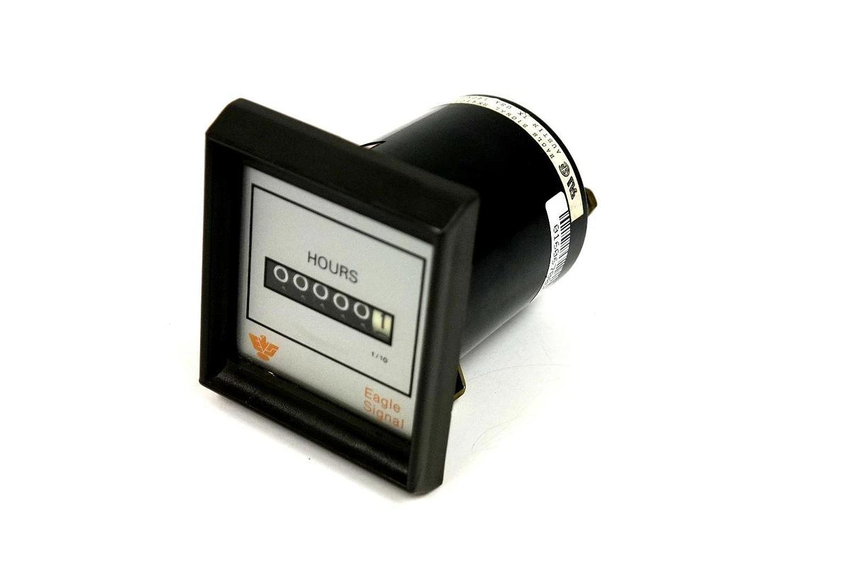 Used EAGLE SIGNAL HK410A5 ELAPSED TIME METER 120VAC/50HZ, 6-DIGIT, 99999.9 HOURS
