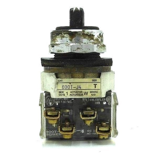 Used ALLEN BRADLEY 800T-J4 SELECTOR SWITCH SER. T W/ 800T-XA SER. D CONTACT