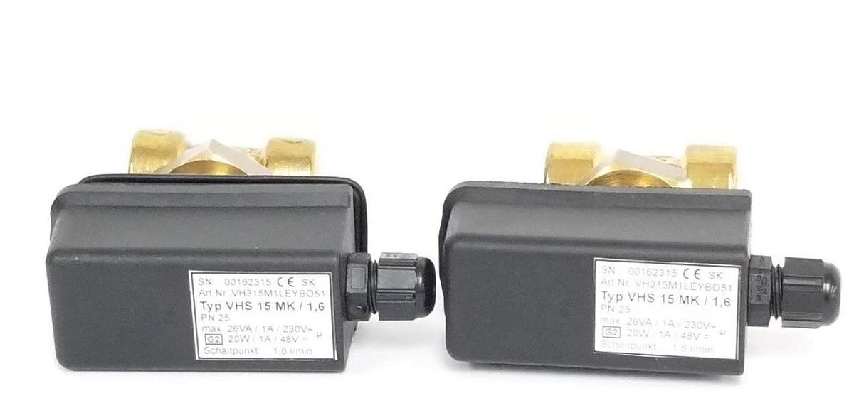 Used LOT OF 2 LEYBOLD SIKA VHS 15 MK / 1,6 FLOW SENSORS 1.6L/MIN, VH315M1LEYBO51