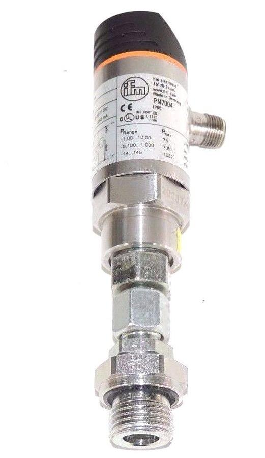 Used IFM EFECTOR PN7004 PRESSURE SENSOR, 18-36V DC, 250mA, PORT SIZE: G 1/4